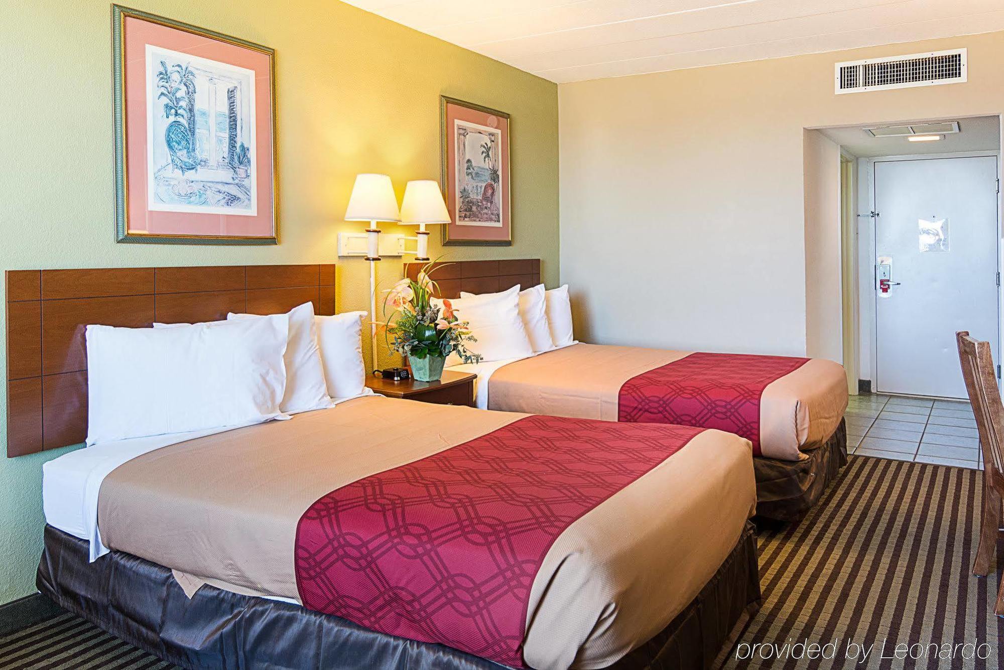 Ocean27 Hotel Virginia Beach Bagian luar foto