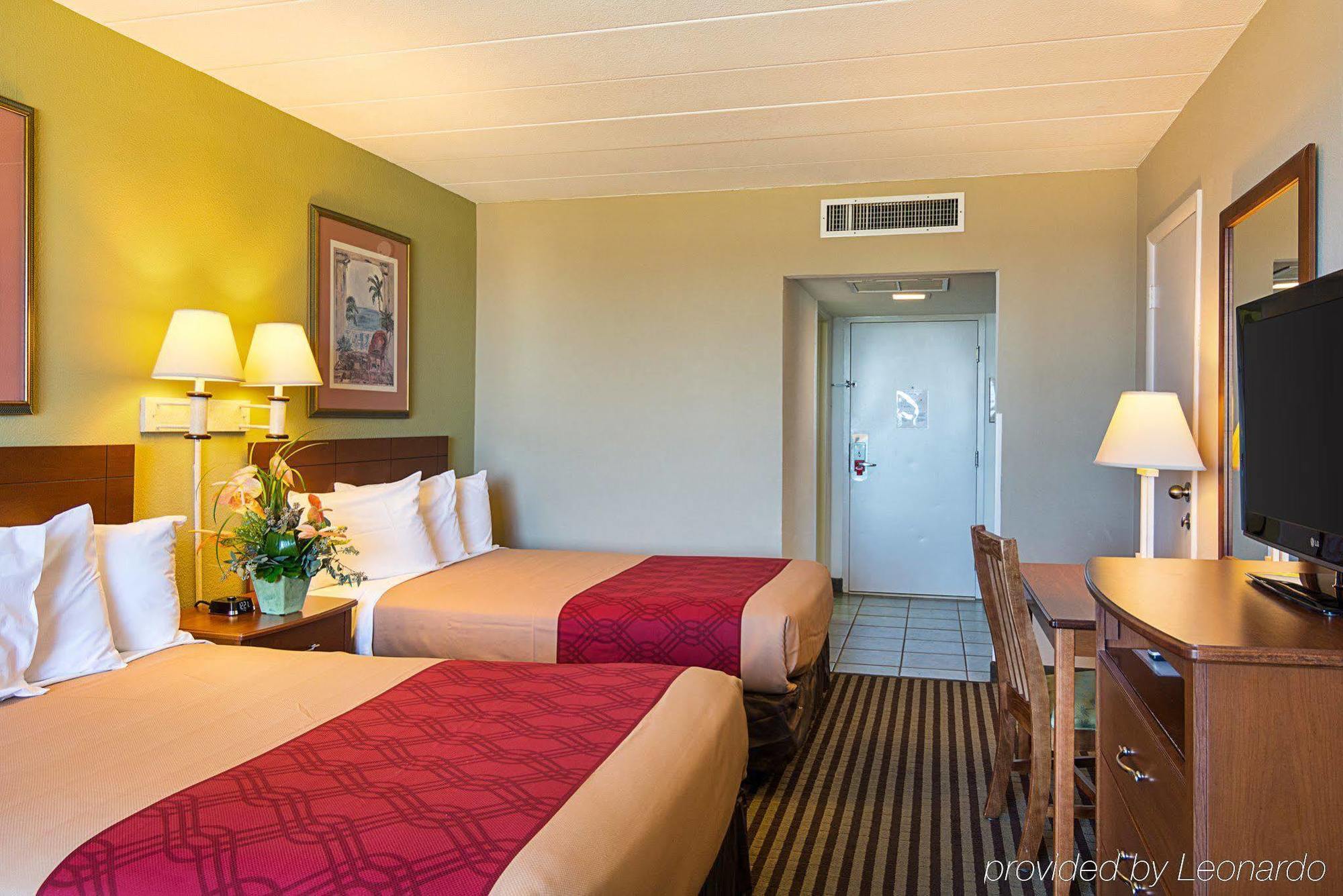 Ocean27 Hotel Virginia Beach Bagian luar foto