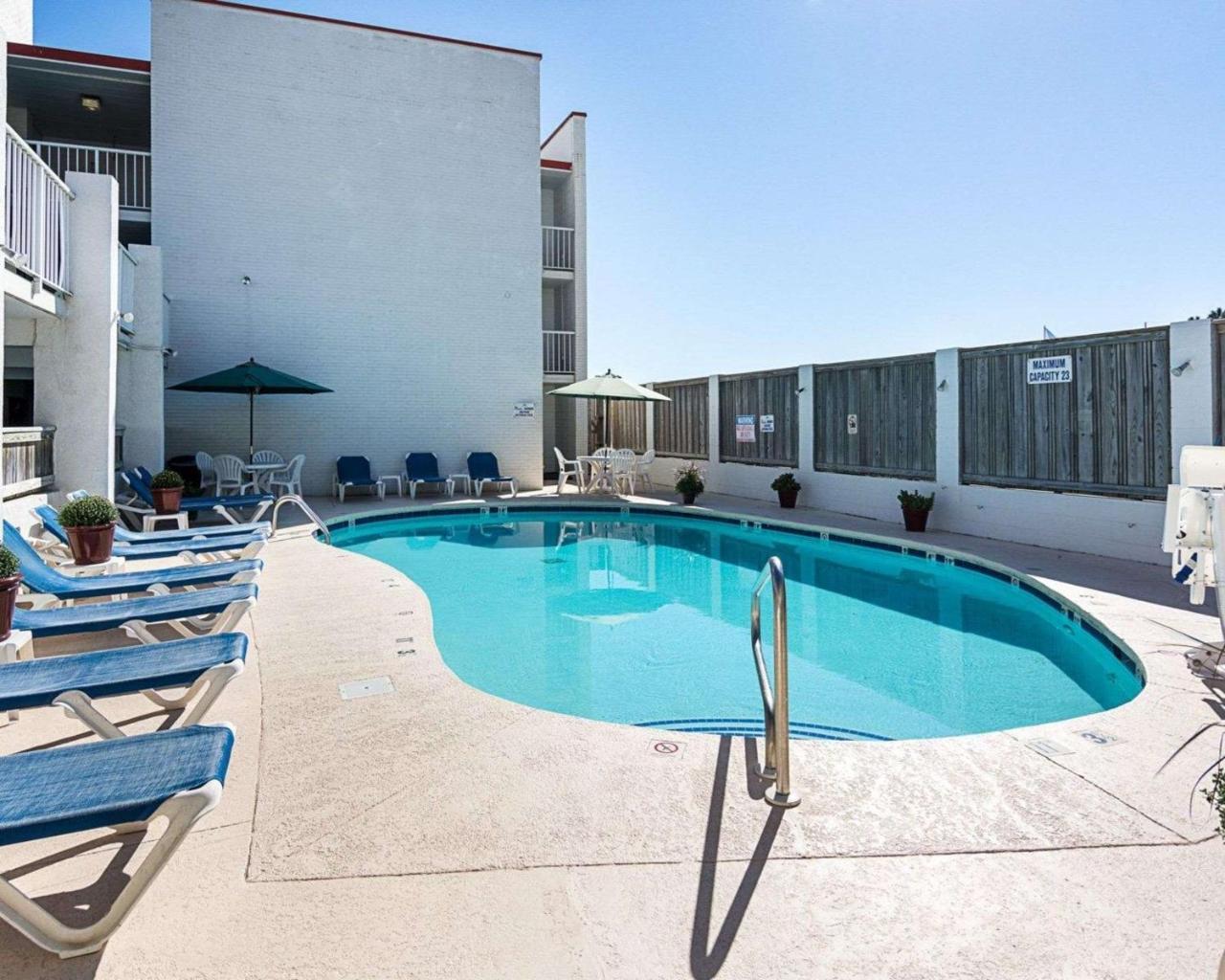 Ocean27 Hotel Virginia Beach Bagian luar foto
