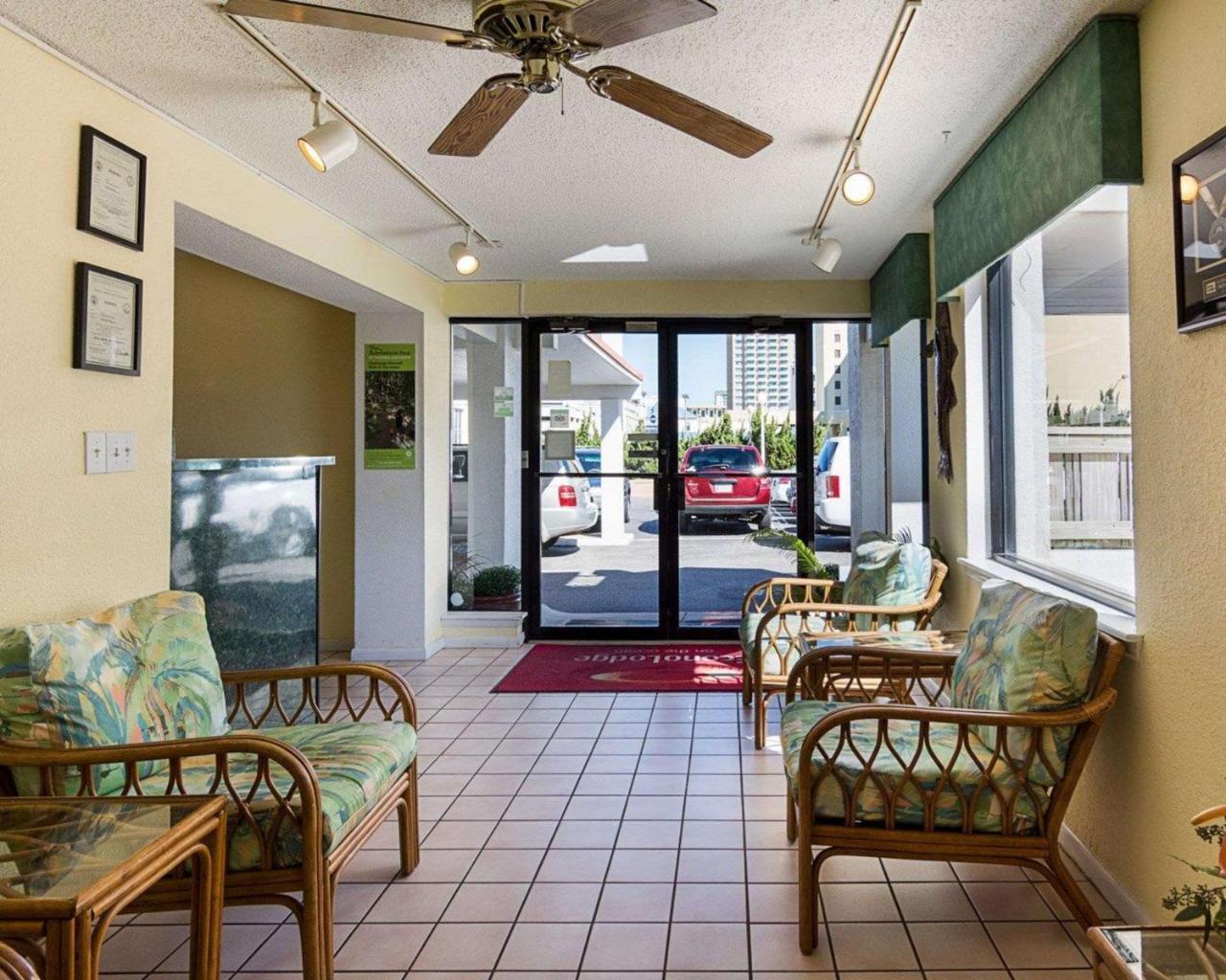 Ocean27 Hotel Virginia Beach Bagian luar foto